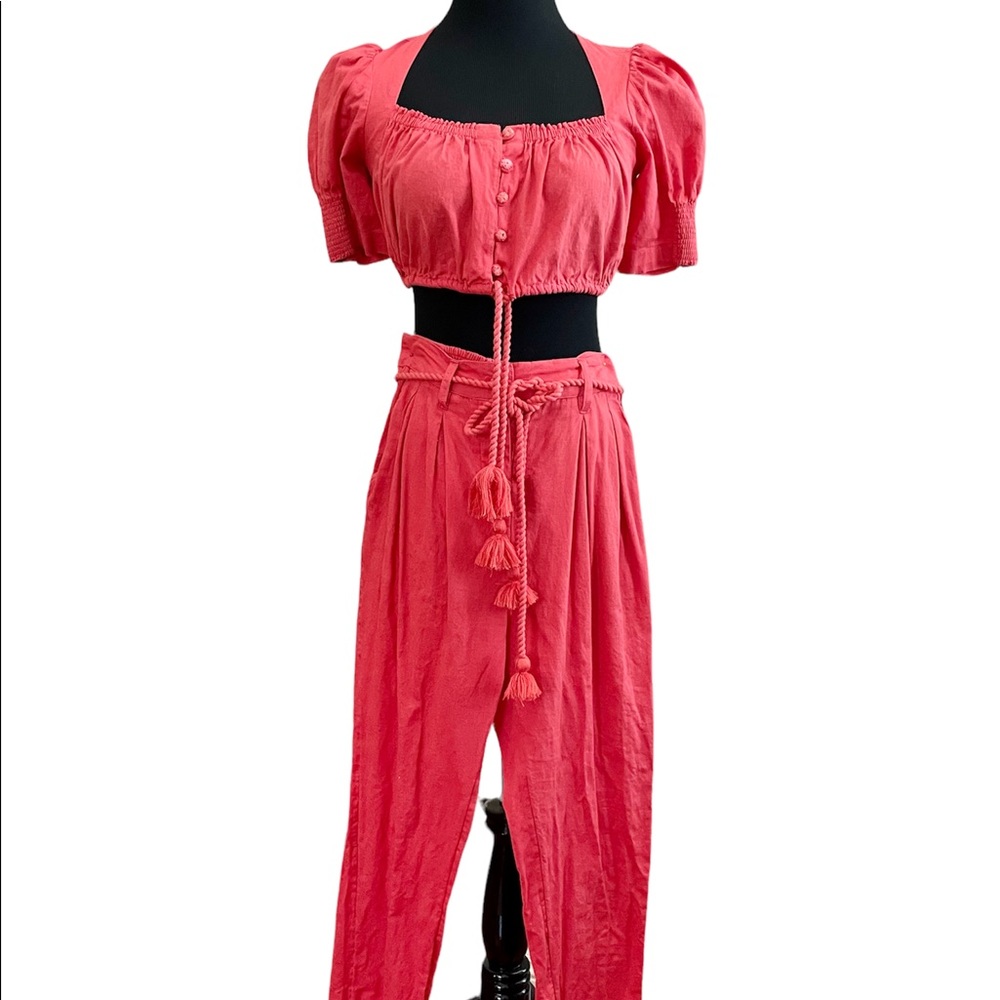 FREE PEOPLE 2 piece crop and high waisted matching set, size XS